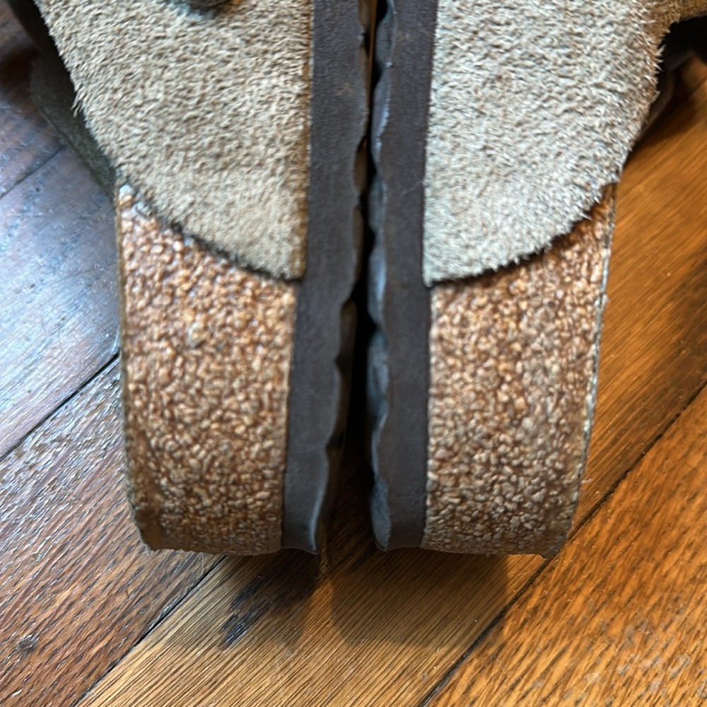 Birkenstock Boston Taupe Suede Soft Footbed - Picture 4 of 9